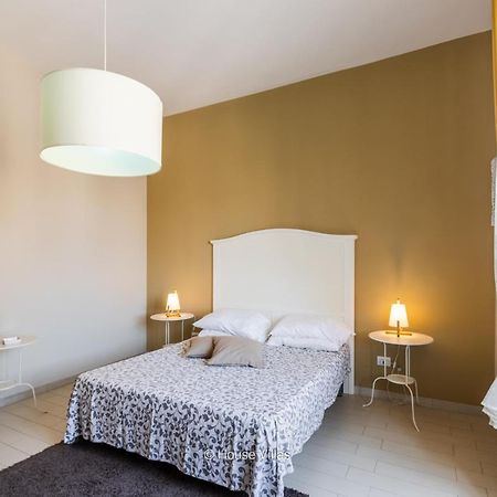 Il 49 Rooms Noto Extérieur photo
